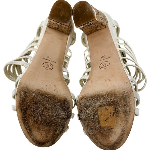 Chanel Suede Block Cork Heel Chain Link CC Detail Strappy Sandals white size 39 - Picture 5 of 13